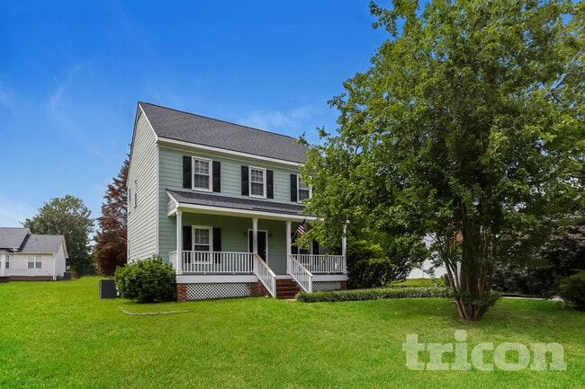 property at 622 Commander Dr