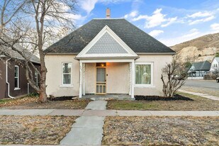 323 N 4th St in Canon City, CO - Building Photo