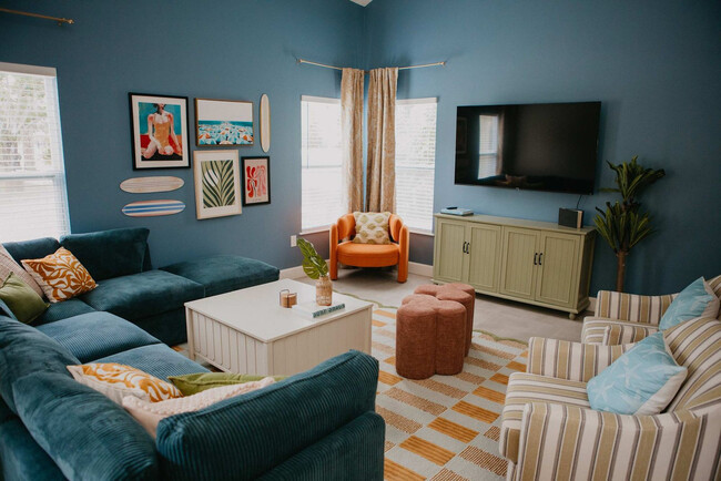 1608 80th St NW in Bradenton, FL - Foto de edificio - Building Photo