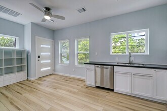 113 E 25th St in Houston, TX - Building Photo - Building Photo