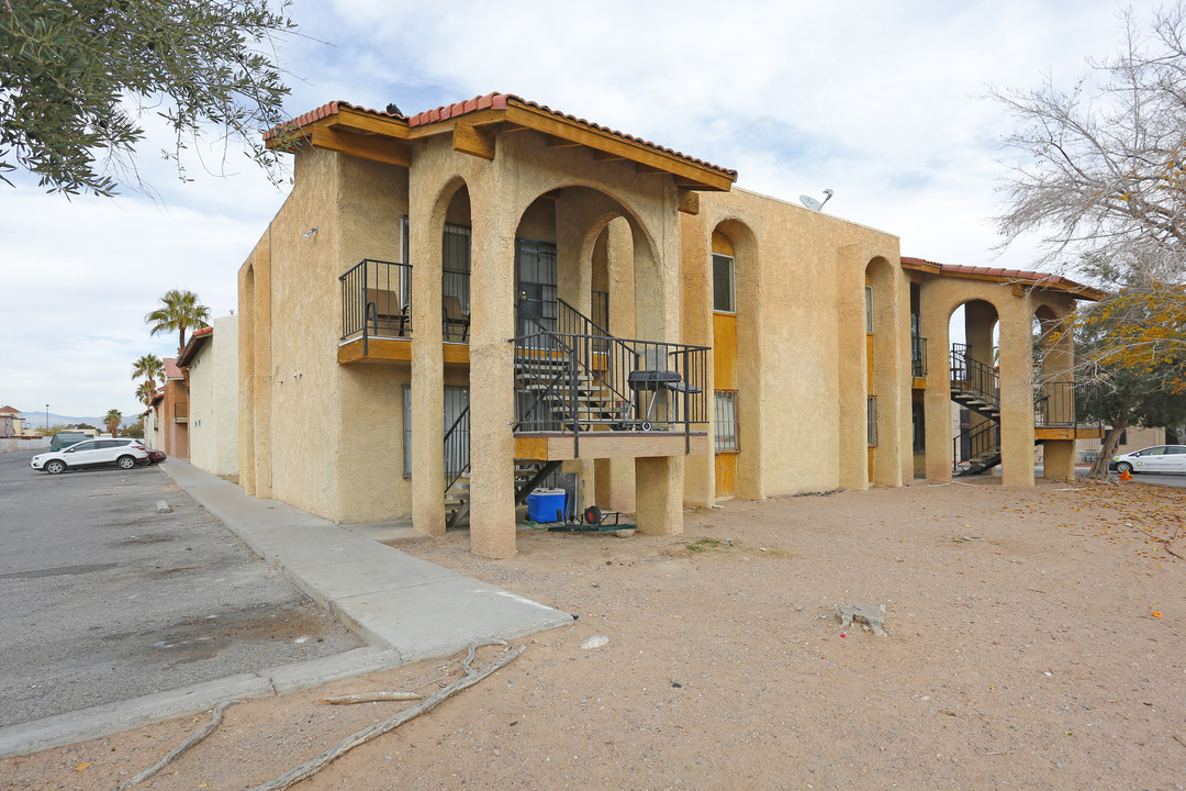 3689 Van Dyke Ave in Las Vegas, NV - Building Photo