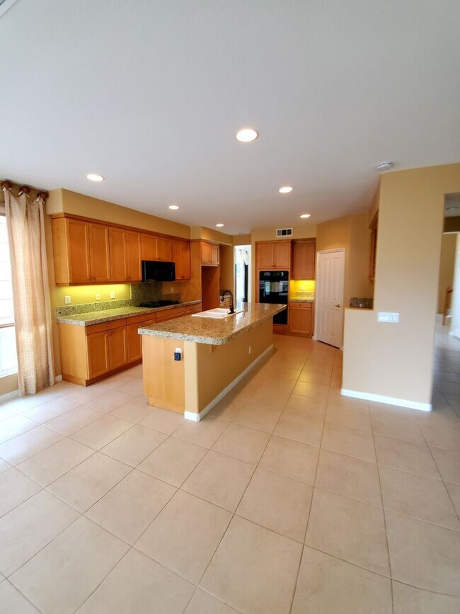 35683 Stock St in Murrieta, CA - Building Photo - Building Photo