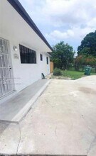 15761 SW 303rd St in Homestead, FL - Building Photo - Building Photo