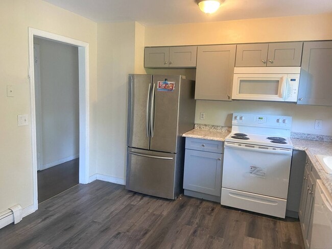 20 Heritage Pl in Bridgeport, CT - Building Photo - Building Photo