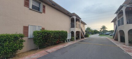 600 SW 2nd Ave in Boca Raton, FL - Building Photo - Building Photo