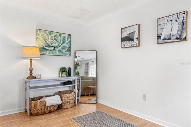 6190 36th Ave N in St. Petersburg, FL - Building Photo - Building Photo