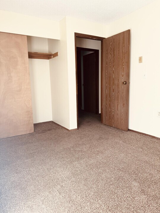 8808 E B St in Tacoma, WA - Building Photo