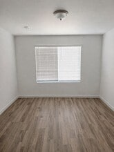 356 Geneva St in Aurora, CO - Foto de edificio - Building Photo