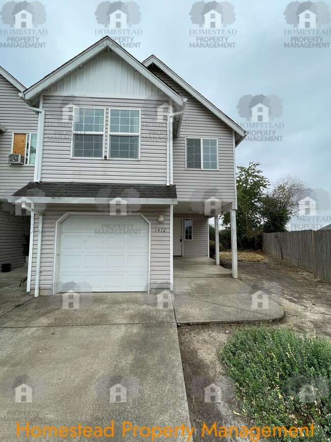 property at 1472-1474 Falcon Loop