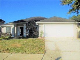 2643 Creek Ridge Dr in Green Cove Springs, FL - Building Photo