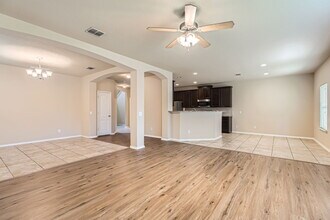 10427 Ashbury Creek in San Antonio, TX - Building Photo - Building Photo