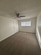 1017 Nimrod Ct-Unit -A in Bakersfield, CA - Building Photo - Building Photo