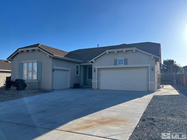 1325 Rouge Dr Rd in Fernley, NV - Building Photo - Building Photo
