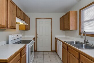 535 S McComas St in Wichita, KS - Building Photo - Building Photo