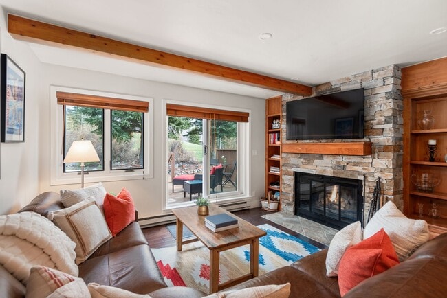 property at 467 Snowmass Club Cir