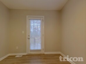 210 Legend Dr in Dallas, GA - Building Photo - Building Photo