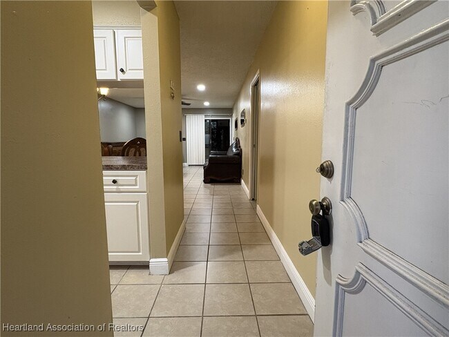 4918 Granada Blvd in Sebring, FL - Building Photo - Building Photo