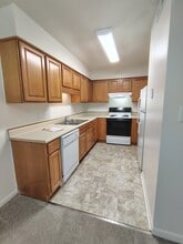 600 Reusens Rd, Unit E53 in Lynchburg, VA - Foto de edificio - Building Photo