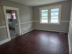 450 Hall Ave, Unit 2 in Perth Amboy, NJ - Building Photo - Building Photo