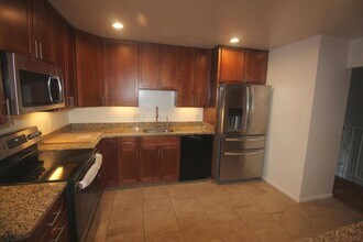 9944 Murnane St in Vienna, VA - Building Photo - Building Photo