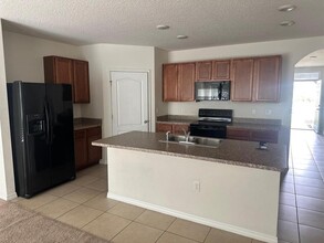 3015 Serendipity Wy in Davenport, FL - Building Photo - Building Photo