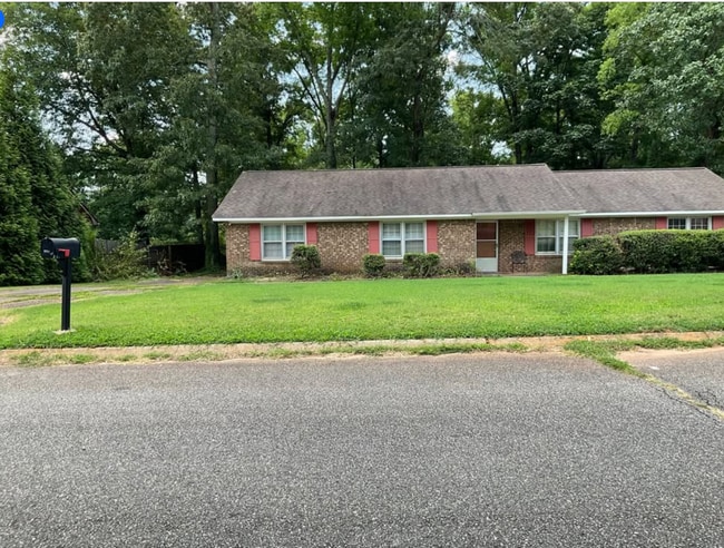 property at 103 Colebrook Ct