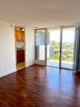 1541 Dominis St in Honolulu, HI - Building Photo - Building Photo