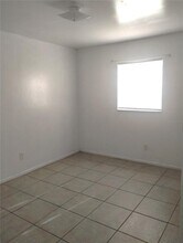 325 W Pierce St in Lake Alfred, FL - Building Photo - Building Photo