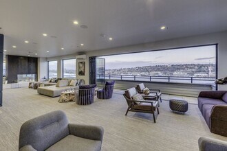 Leeward Apartments in Seattle, WA - Building Photo - Building Photo