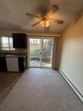 18675 NW Shadow Ln in Portland, OR - Building Photo - Building Photo