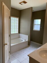 9195 Mason Dr in Denham Springs, LA - Building Photo - Building Photo