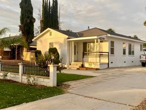 3647 Elliotta Dr in Riverside, CA - Foto de edificio - Building Photo