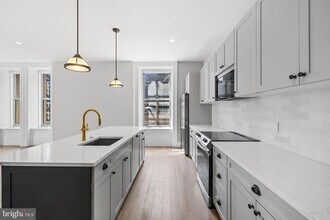 200S Broad St in Philadelphia, PA - Building Photo - Building Photo