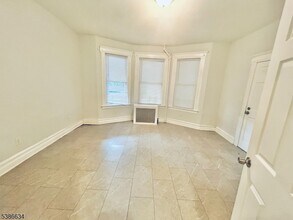 182 Seymour Ave in Newark, NJ - Building Photo - Building Photo