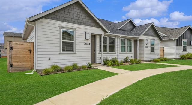 9013 Peridot Wy in Fort Worth, TX - Building Photo