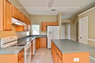 7629 Clovelly Park Pl in Apollo Beach, FL - Foto de edificio - Building Photo