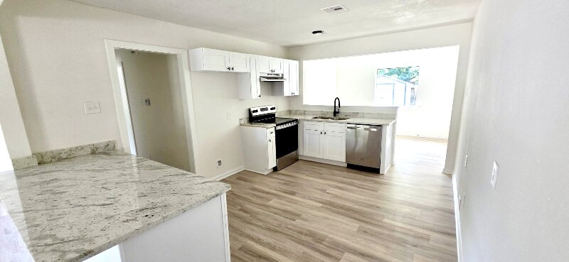 4601 W 43rd St in Houston, TX - Building Photo