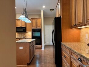 2275 Towne Park Dr SW in Huntsville, AL - Building Photo - Building Photo