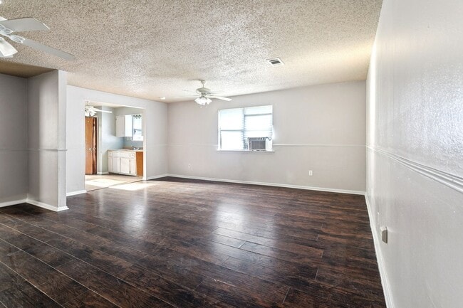 206 Sunset Dr in Slidell, LA - Foto de edificio - Building Photo