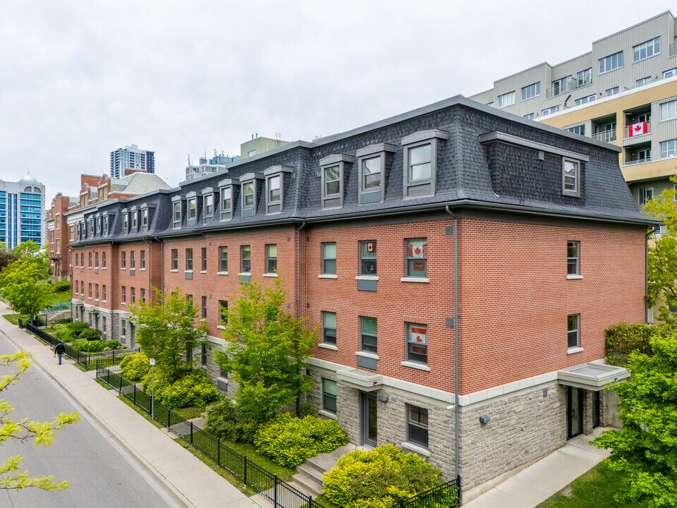 35 David St in Kitchener, ON - Building Photo