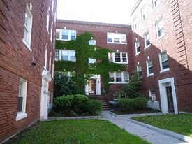 16 Fairbanks St, Unit 5 in Brookline, MA - Building Photo