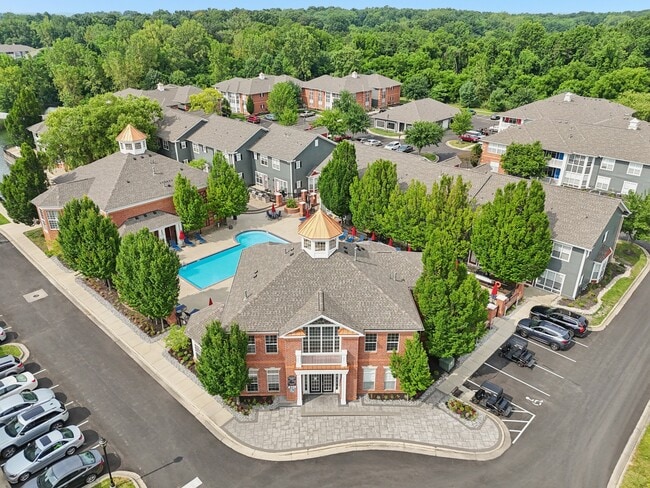 Estates at New Albany in Columbus, OH - Foto de edificio - Building Photo