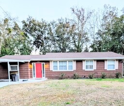 4646 Martingale Rd in Jacksonville, FL - Building Photo - Building Photo