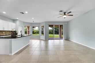 7162 Prudencia Dr in Greenacres, FL - Building Photo - Building Photo