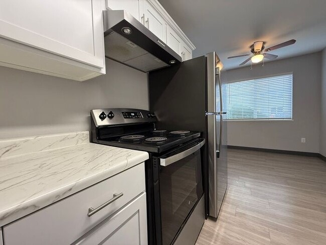 2643 SE 162nd Ave in Portland, OR - Building Photo - Building Photo