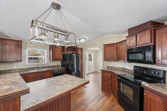 21864 Russell Dr in New Caney, TX - Building Photo - Building Photo