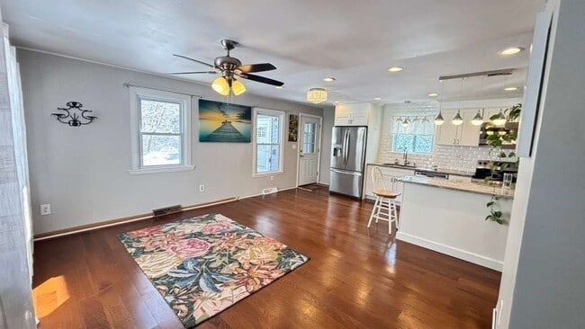 48 High St in Westborough, MA - Building Photo - Building Photo