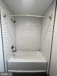 2774 Helen St photo'