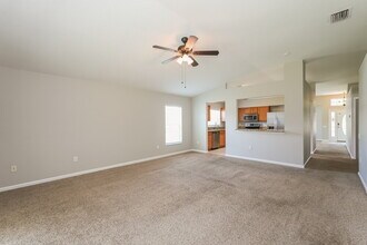 25150 Lexington Oaks Blvd in Wesley Chapel, FL - Building Photo - Building Photo