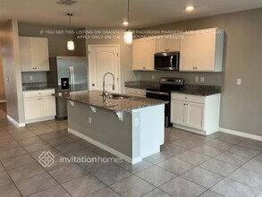 5532 Winona Dr in St. Cloud, FL - Foto de edificio - Building Photo